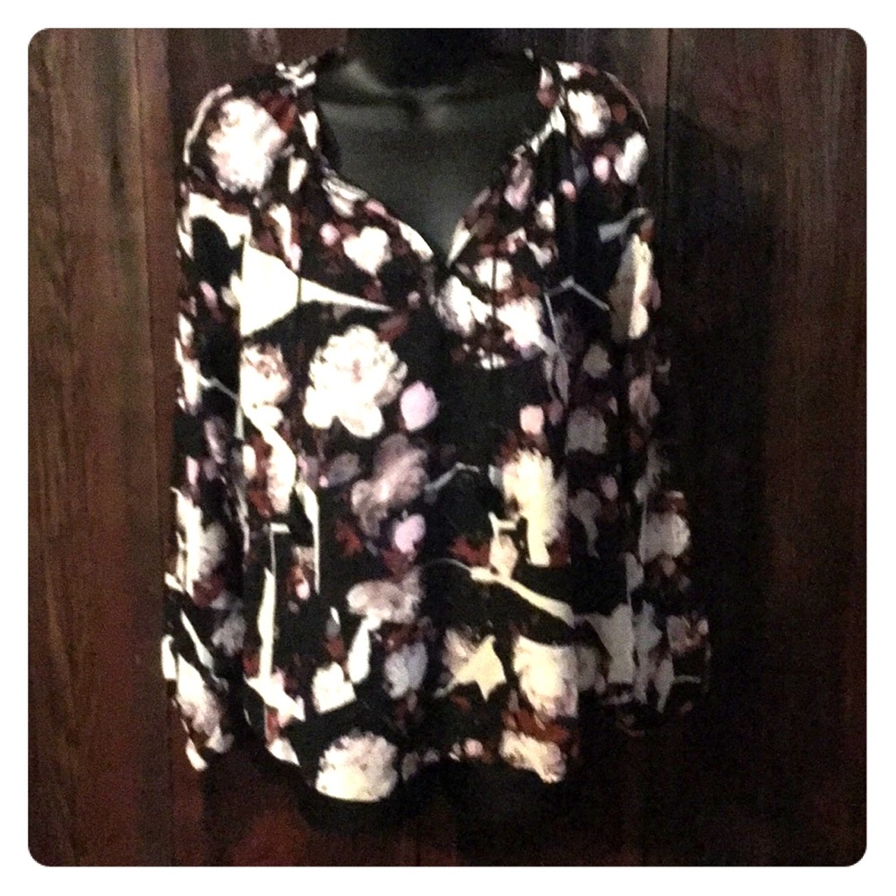 Simply Vera Wang Blouse